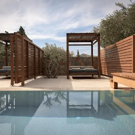 Paralos Irini Mare Hotel 4*